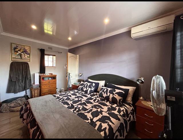 3 BEDROOM HOUSE FOR SALE IN VANDERBIJLPARK CW 5